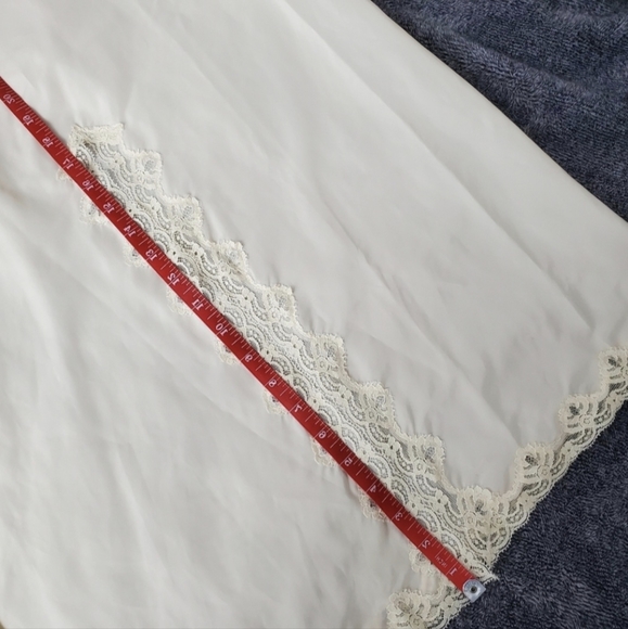 2 Vintage 70s Slip Skirt in Black and Cream - Picture 15 of 15